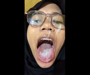 muslim amateur with braces facial