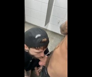 hot crusing amateur blowjob